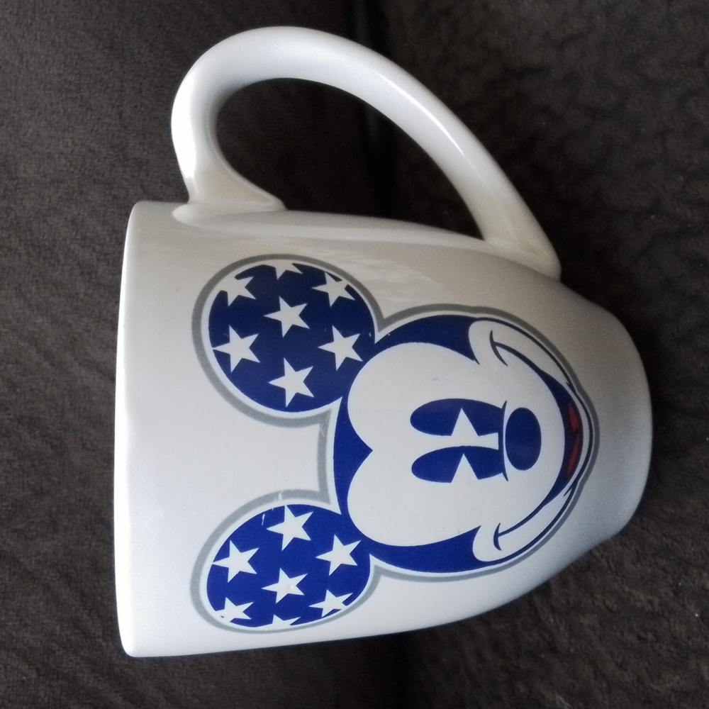Disney Mickey Mouse Patriotic Stars and Stripes Flag Red White & Blue Mug